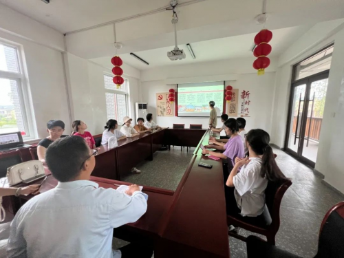 beat365vip官网登录入口建筑学院开展暑期“三下乡” ，乡村文化墙调研及优化提升设计活动